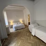 Szálloda The Mo Gotic
