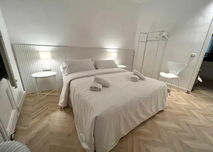 Hotel The Mo Gotic 2*