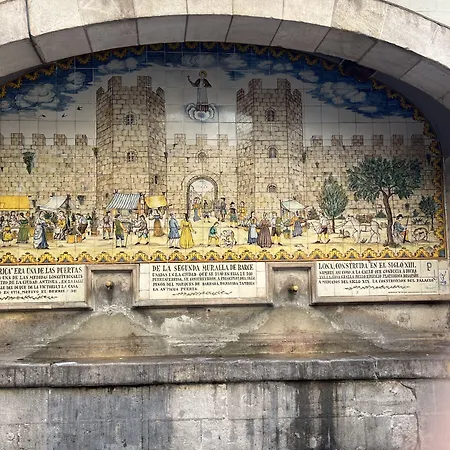 Otel The Mo Gotic 2*