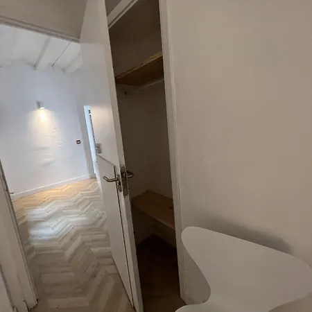 Otel The Mo Gotic 2*