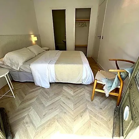 Отель The Mo Gotic 2*
