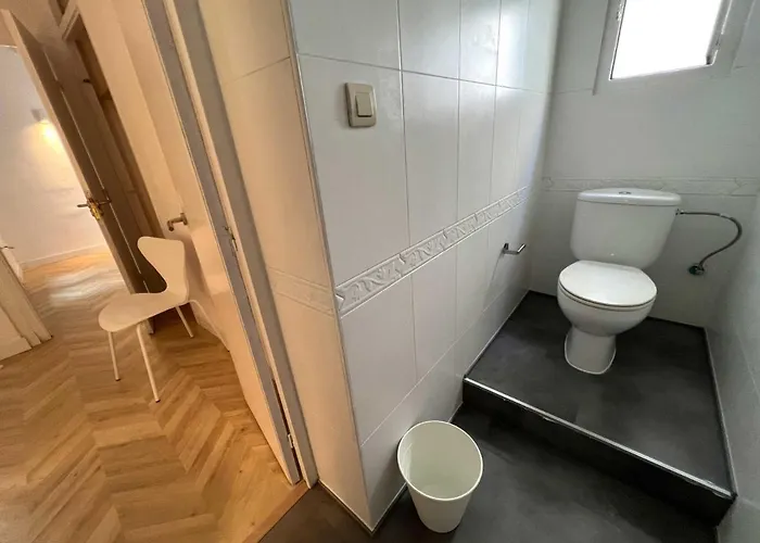 ホテル The Mo Gotic 2*