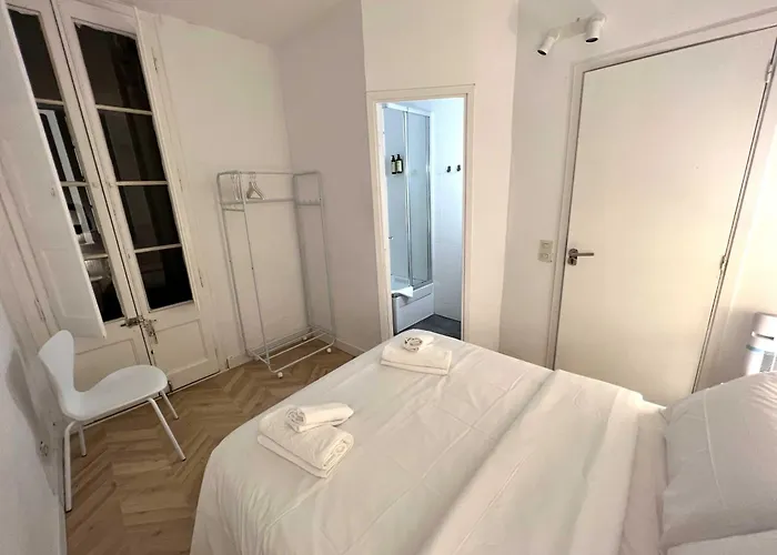 The Mo Gotic ホテル 2*