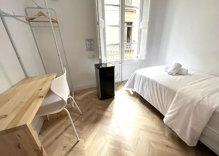 ホテル The Mo Gotic 2*