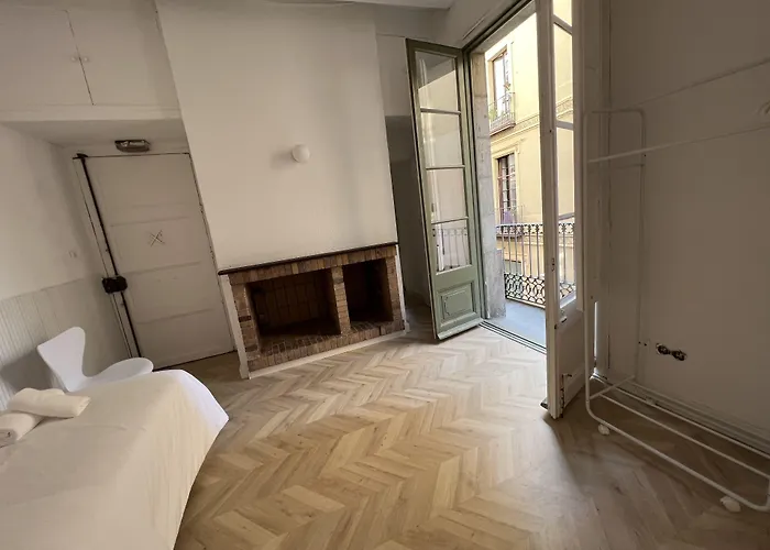 The Mo Gotic ホテル 2*