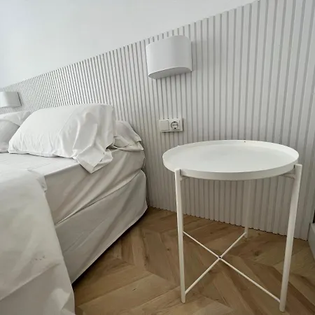 Hotel The Mo Gotic 2*