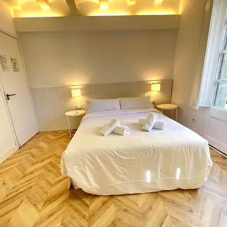 Hotel The Mo Gotic 2*