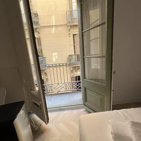 The Mo Gotic 2* Barcelona