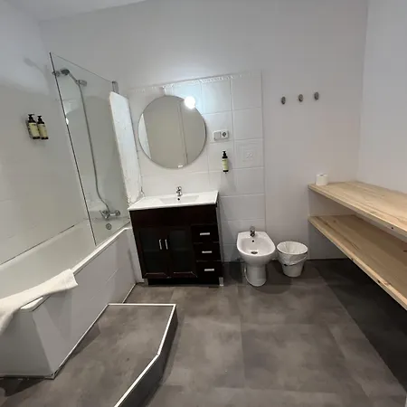 Отель The Mo Gotic 2*